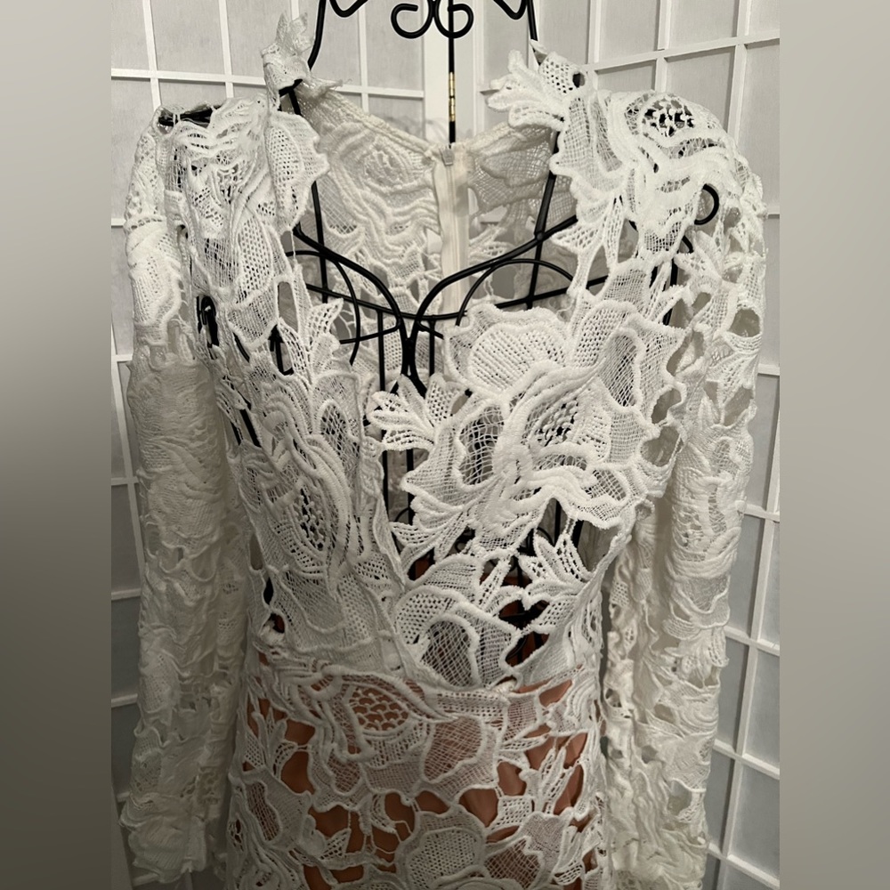 Ivory White Deep V Lace Bodycon Dress - Picture 12 of 13